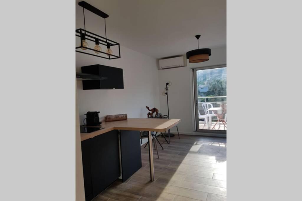 Appartement Deux Pieces , Climatise, Terrase, Cavalaire Zewnętrze zdjęcie