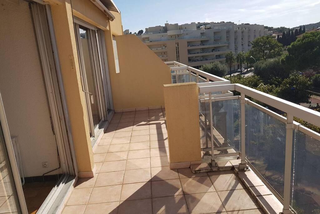 Appartement Deux Pieces , Climatise, Terrase, Cavalaire Zewnętrze zdjęcie