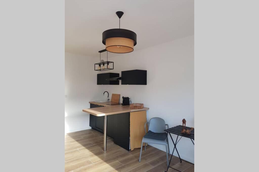Appartement Deux Pieces , Climatise, Terrase, Cavalaire Zewnętrze zdjęcie